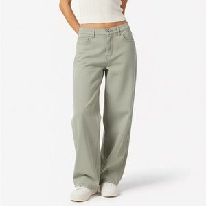 American Eagle Outfitters Khaki Wide Leg Chinos short